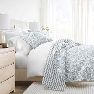Geometric and Floral Modern Reversible Quilt and Shams Set Full/Queen