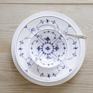 Blue Fluted Plain Dinner Plate