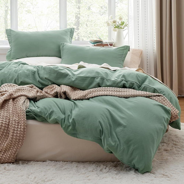 Bedsure Sage Green Oversized Queen Duvet Cover - 3 Pieces Prewashed Cotton-Like Polyester Extra Soft Bedding Set, Includes 1 Duvet Cover 98x98 Inches with Zipper Closure & 2 Pillow Shams, No Comforter