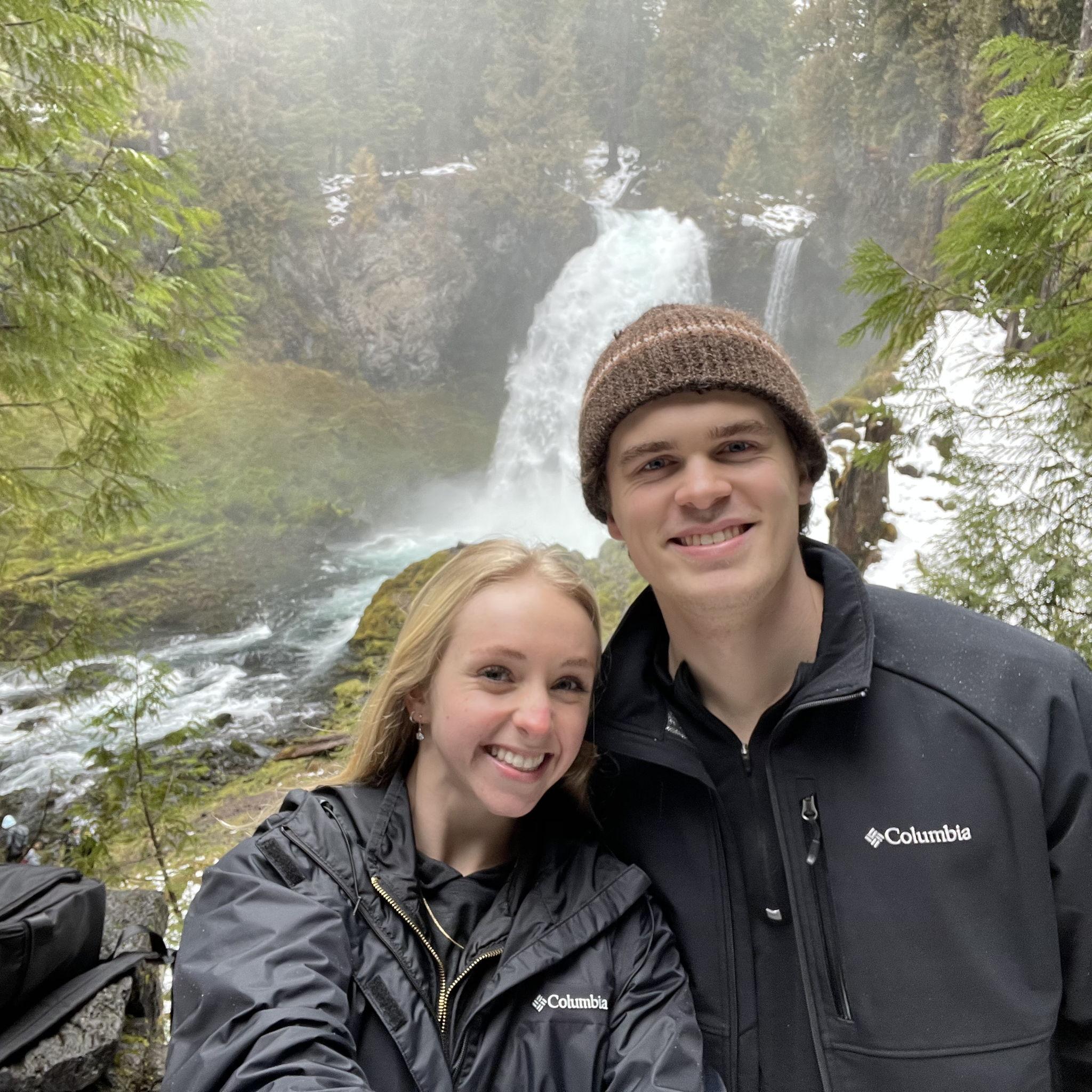 February 2021 - A cold adventurous hike in Sisters, OR!