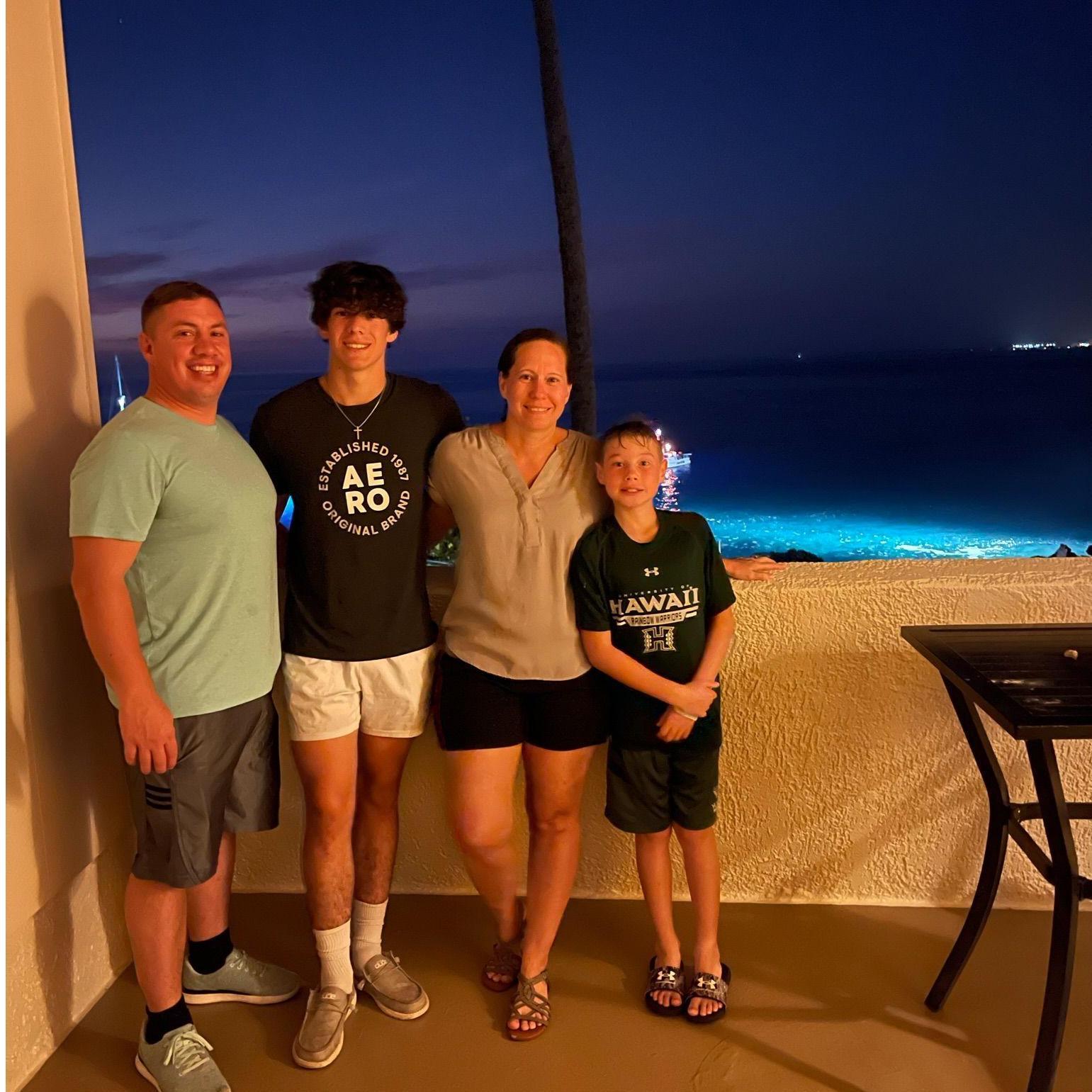 Family trip to Kona in Nov 2022