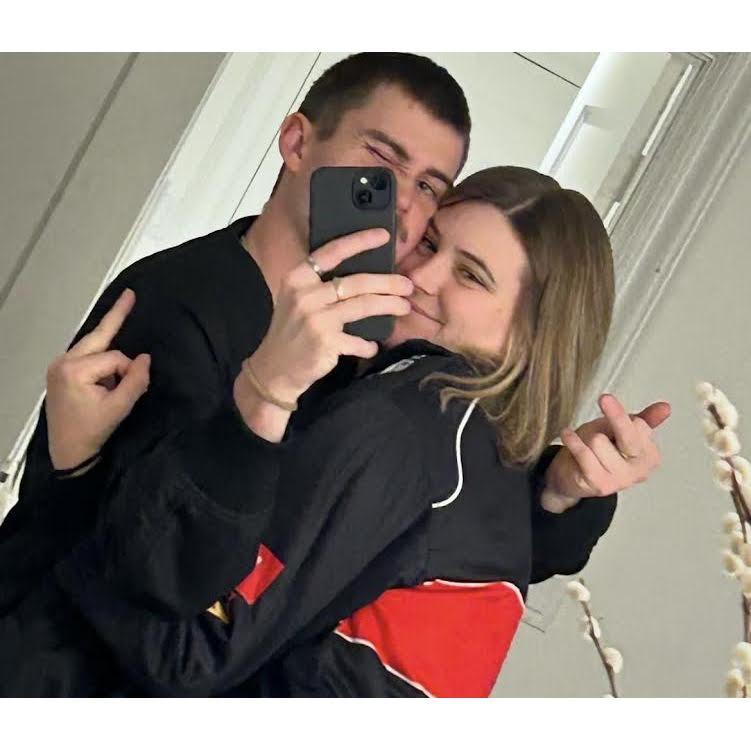 another mirror pic :)