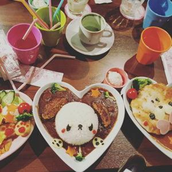 Maid cafe lunch