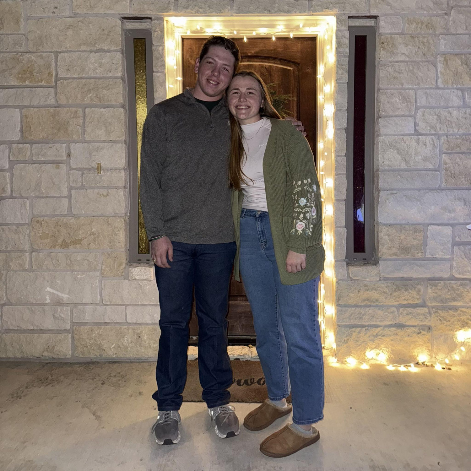 December 19, 2024
Our 1st picture together and 3rd date... where we shared our testimonies