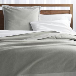Trent Satin Trim Blanket