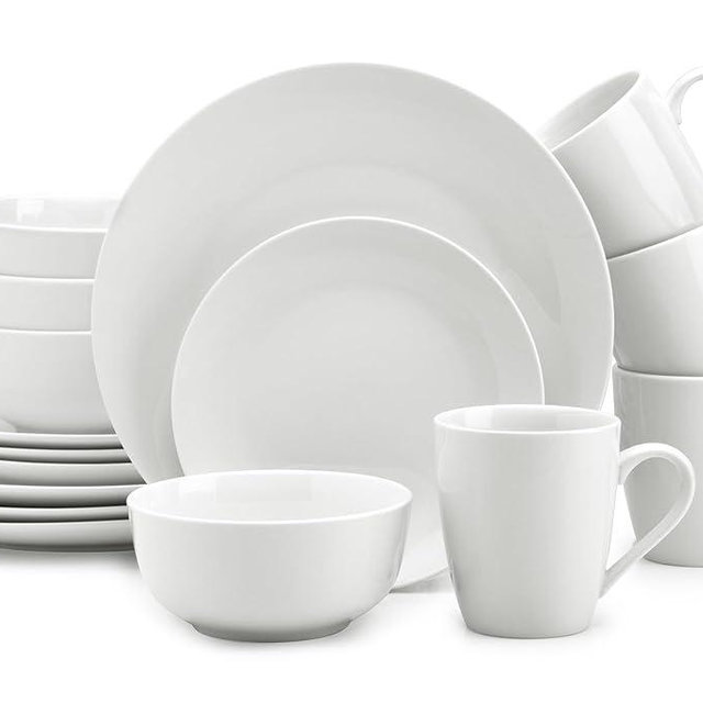 Zulay Kitchen Icon Porcelain Dinnerware Set, Service For 4 - Chip & Scratch Resistant White Plates And Bowls Sets - Microwave & Dishwasher Safe - White