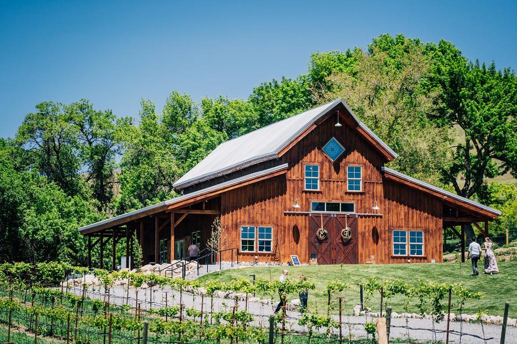 The Wedding Website of Jon Hyde and Tawni Jensen