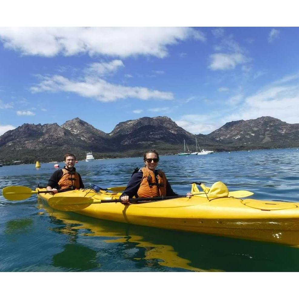 Paddling along Coles Bay, Tasmania (Dec 2017)