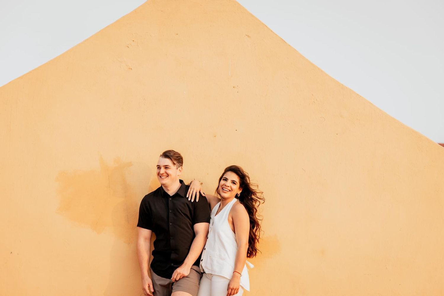 The Wedding Website of Daniela Mazuera and Pierce Lutzen