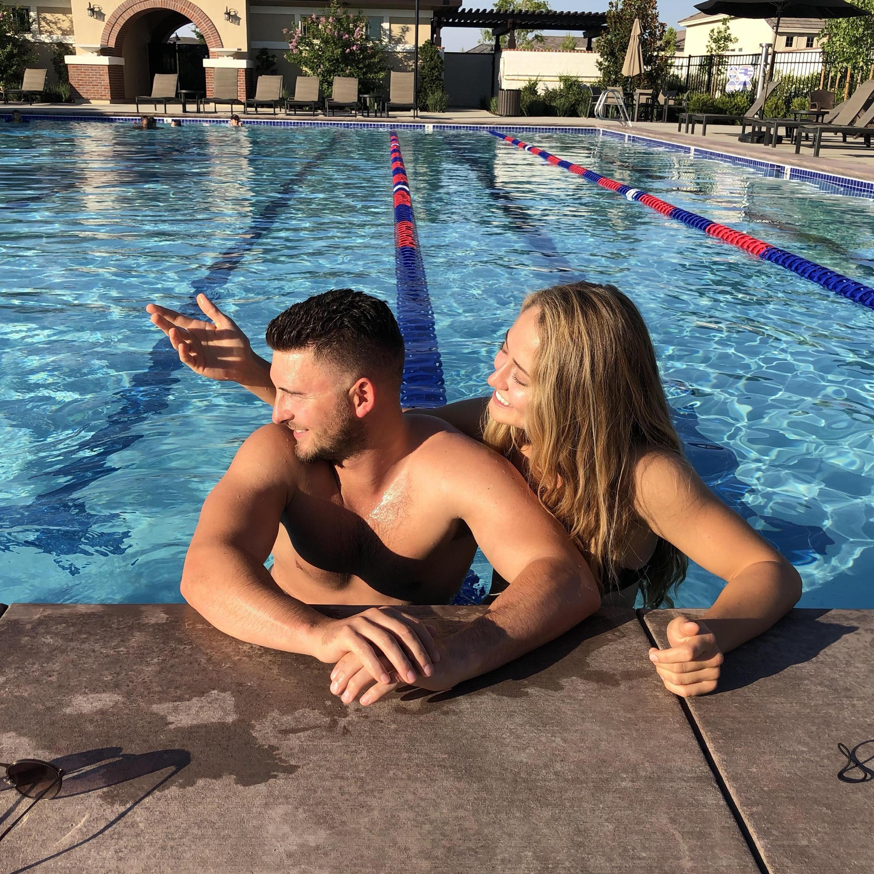 Bakersfield is one of our favorite places to visit....Just kidding but we sure love our friends who live there!