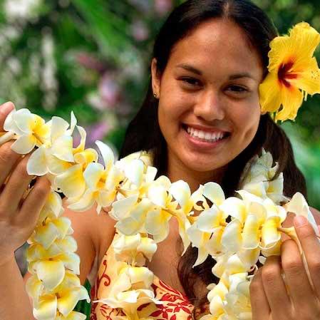 Hawaiin Airport Lei Greeting