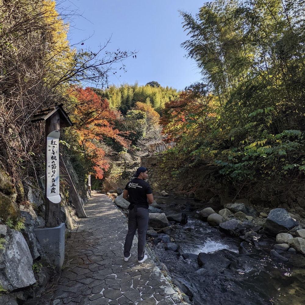The walk outside another ryokan/onsen, this time in Nagano.