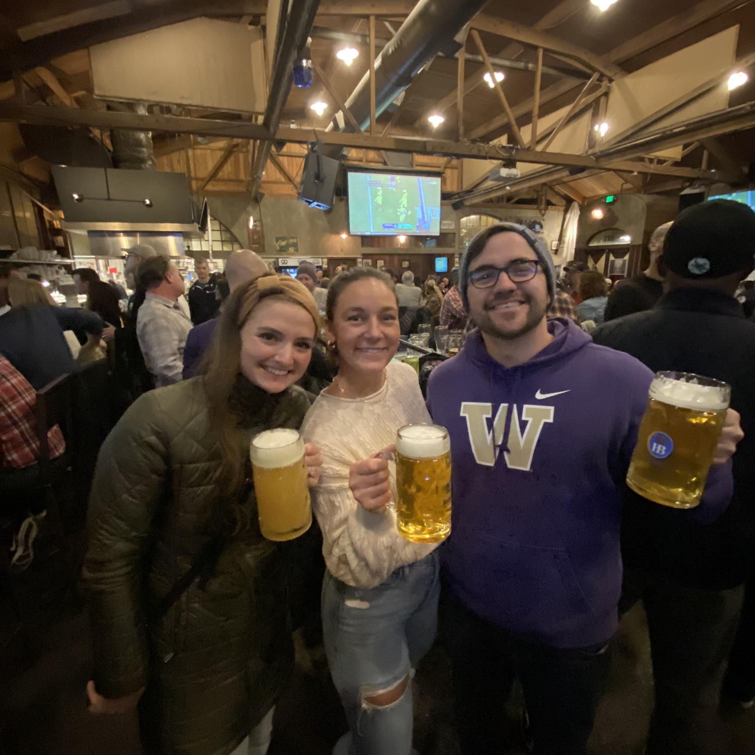 Beers at Queen Anne Beer Hall with Kelsey, 2022