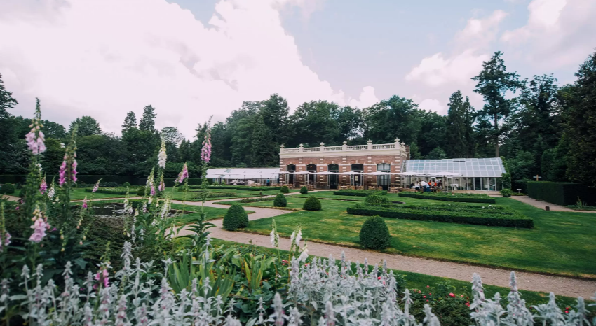 The Wedding Website of Violet Hendriks and Pim Gebuis
