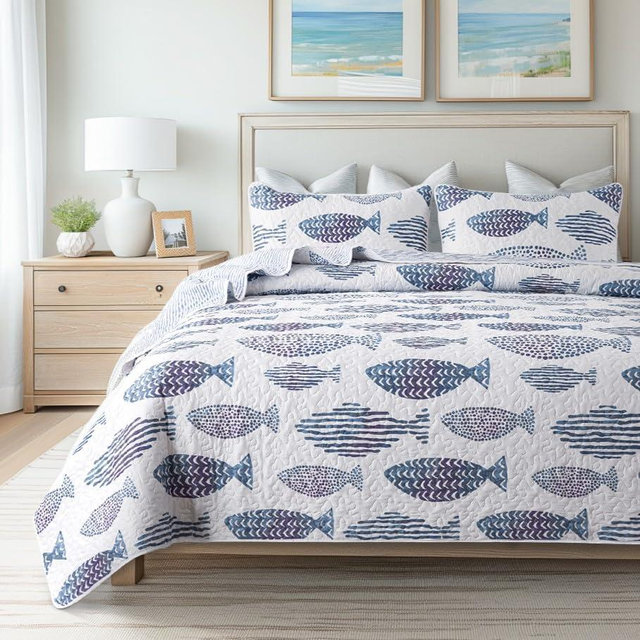 SLPR Sea of Dreams 3-Piece Quilt Set - King Size with 2 Shams, Blue and White Ocean-Inspired Bedding Set, Nautical Fish Design, Lake Themed Coastal Quilted Bedspread for Modern Maritime Decor