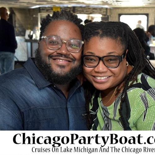 We love a good booze cruise (that comes back immediately)😂😂😂😂