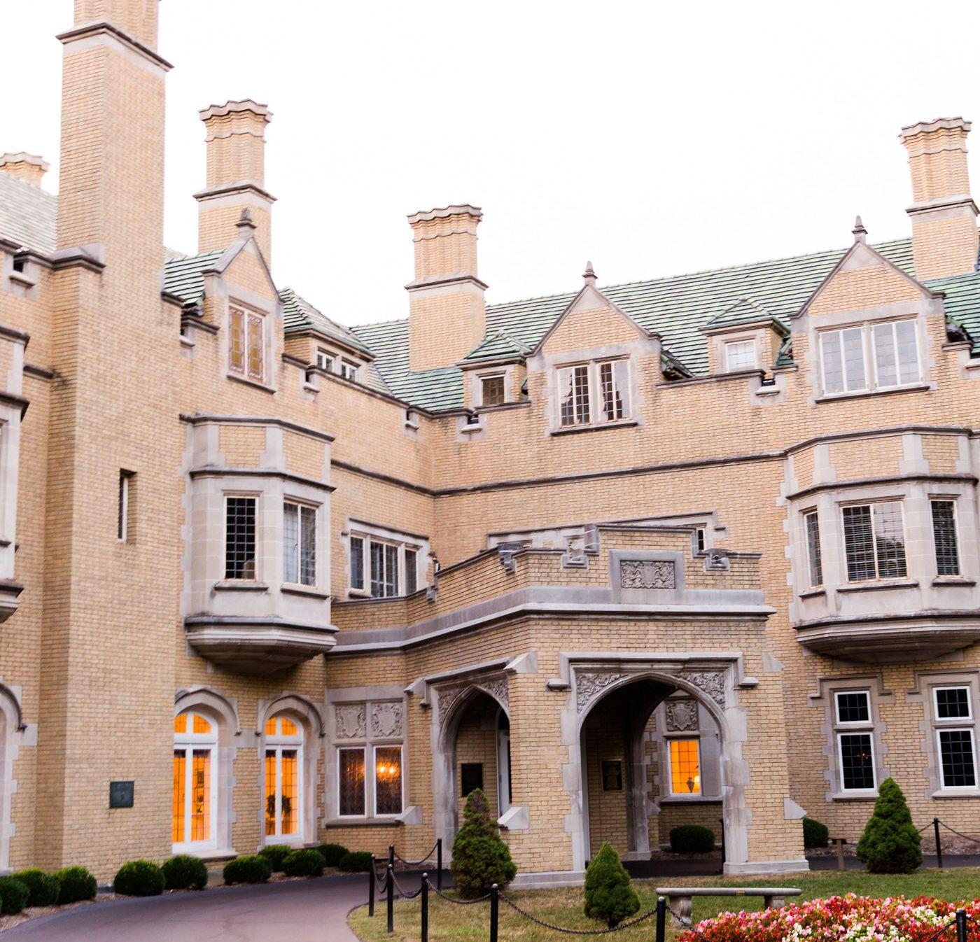 The Wedding Website of Mandy Campise and Luke Deal