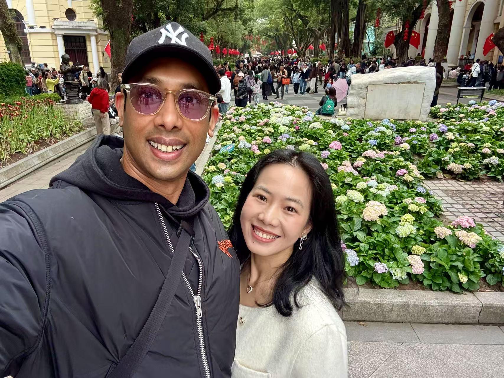 The Wedding Website of Neville Thambyah and Lijun Wang