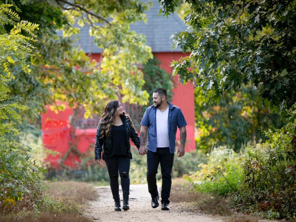 The Wedding Website of Morgen Lippolt and Daniel Miller