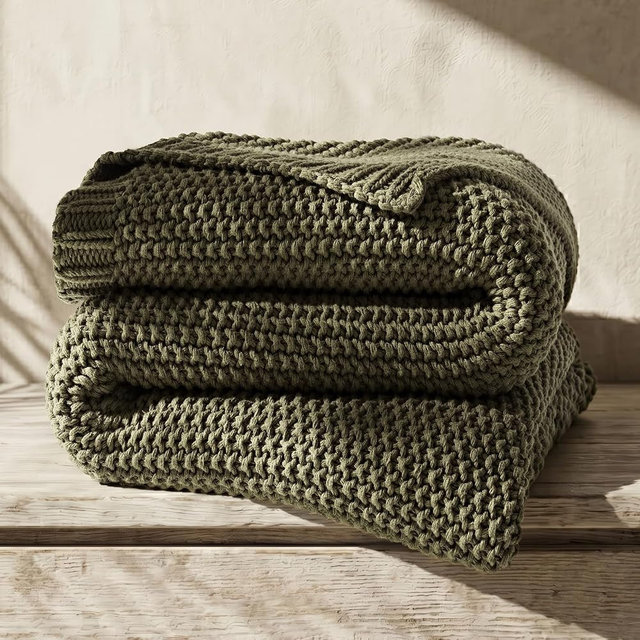 EverGrace Organic Cotton Chunky Knit Throw Blanket, 60 x 80 Olive Green | OCS Certified Organic Cotton, Seed Stitch Knit, Soft & Breathable, Cozy Midweight, Decorative Throw for Couch, Bed & Sofa