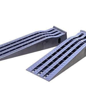 MaxxHaul 50709 Detachable Extendable Car Ramp Set, Portable Car Ramps With 3,250 lbs Maximum Weight Capacity Per Ramp 6,500 lbs Per Pair