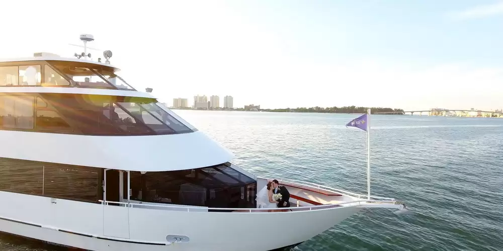 luxury yacht for wedding reception