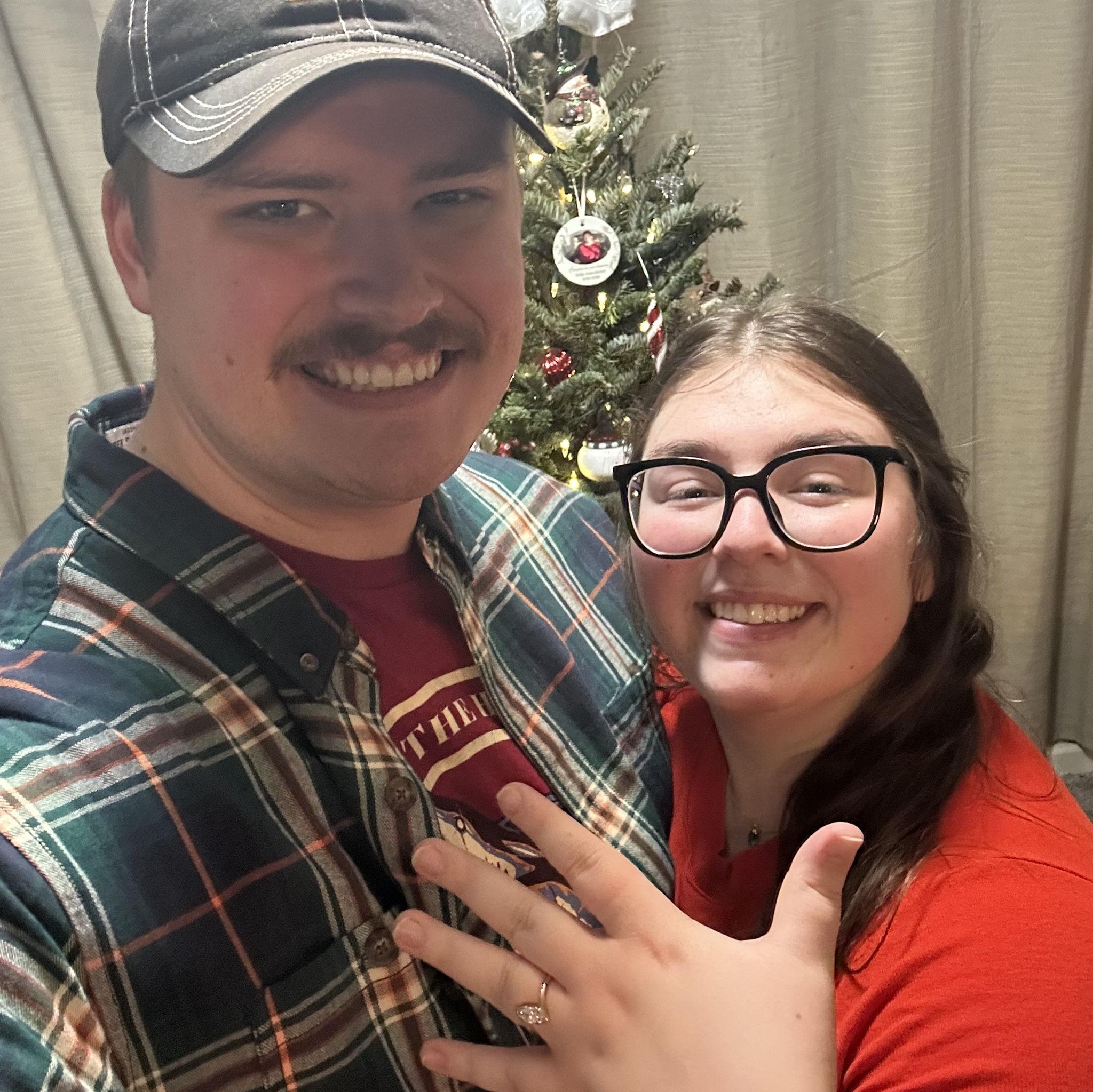 We're engaged!!!