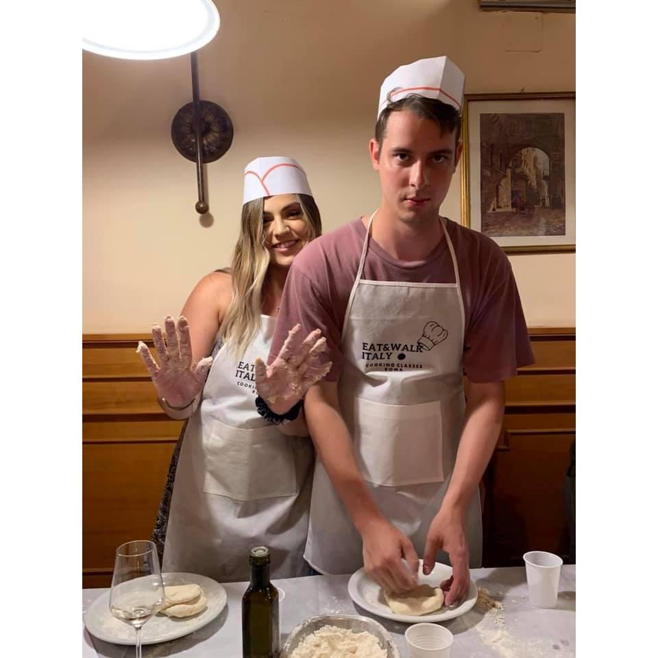 Taking pizza making classes in Rome!