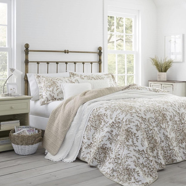 Laura Ashley - King Quilt Set, Reversible Cotton Bedding with Matching Shams, Home Decor for All Seasons (Bedford Mocha, King) | Reversible, Matching Shams, All Seasons, Bedding, Home Decor