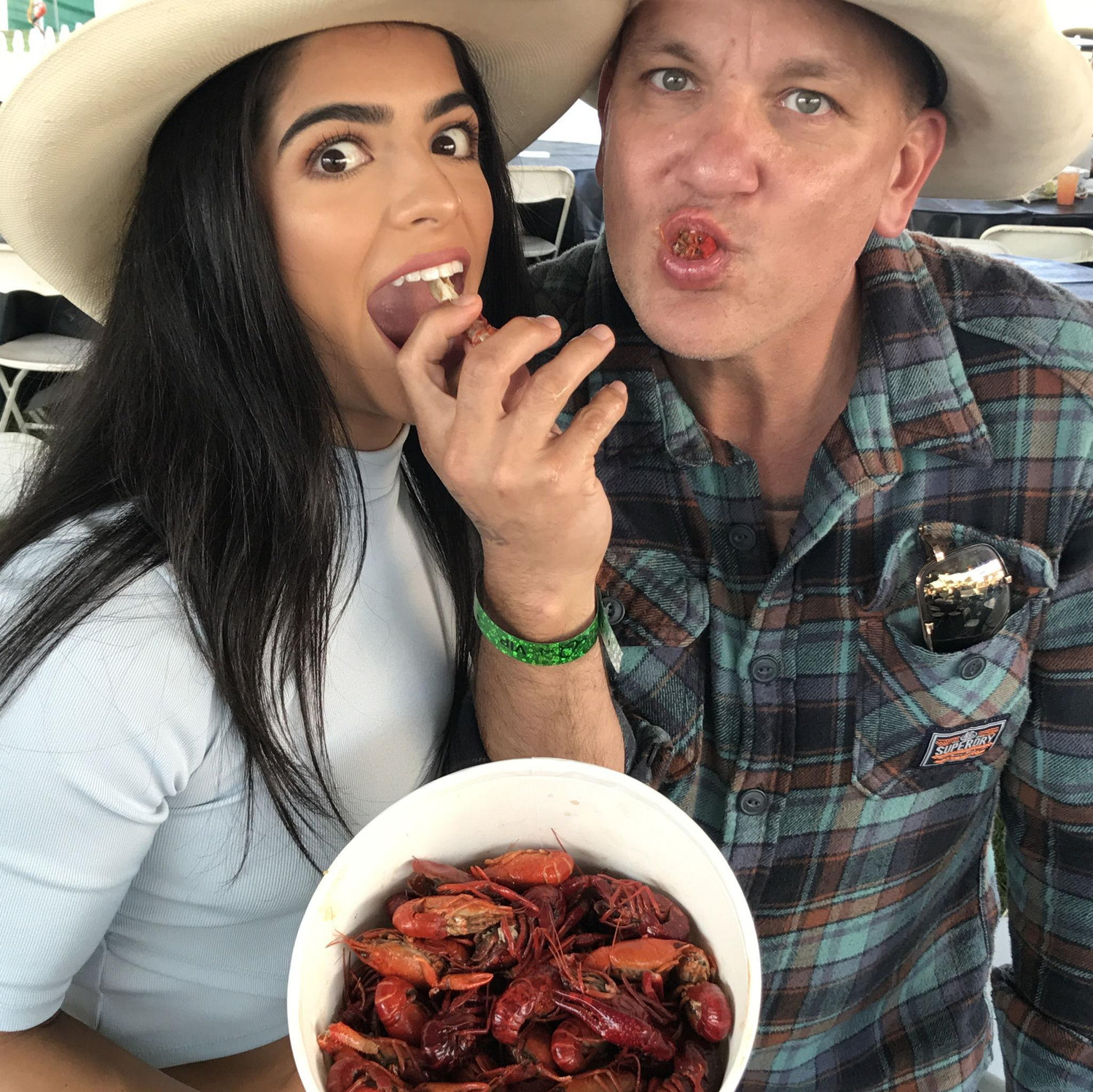Gotta love a girl that ain't afraid to eat crawfish...