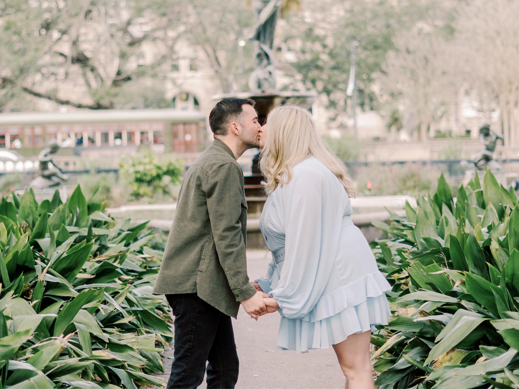 The Wedding Website of Kelly Henderly and Matthew Keyes