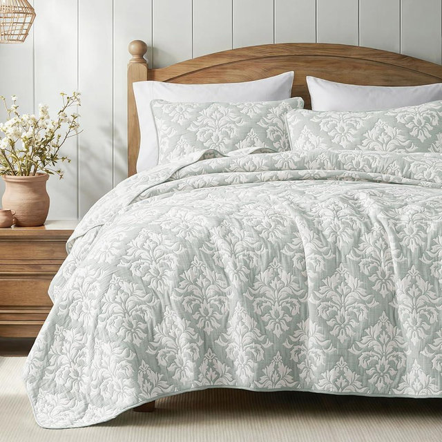 Exclusivo Mezcla Cotton Quilts King Size Sage Green, Soft Lightweight Bedspread Breathable Prewashed Bed Coverlet with 2 Pillow Shams, Boho Pattern Yarn Dyed Muslin Quilt Bedding Set for All Seasons