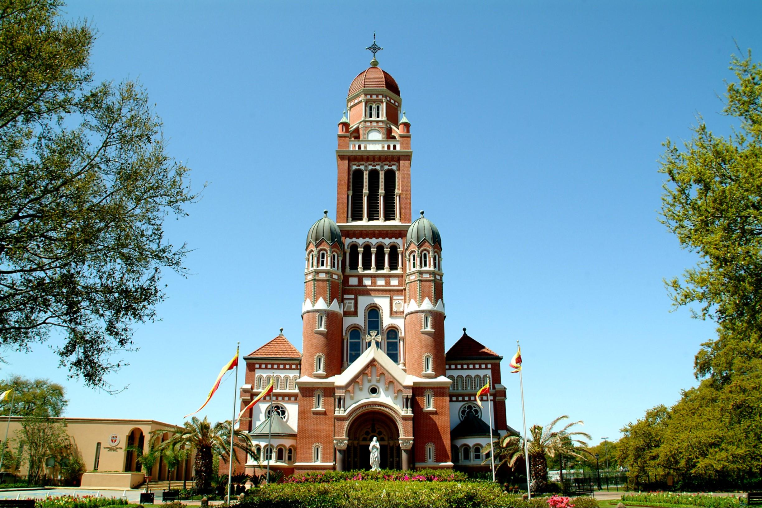 The Wedding Website of Tricia Hebert and Joshua Pontiff
