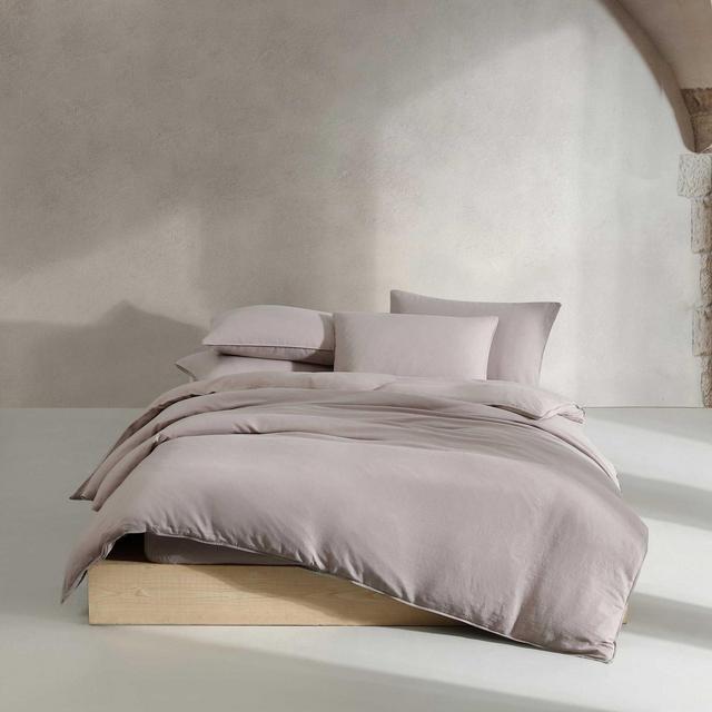 Calvin Klein, Soft Linen 3-Piece Duvet Set