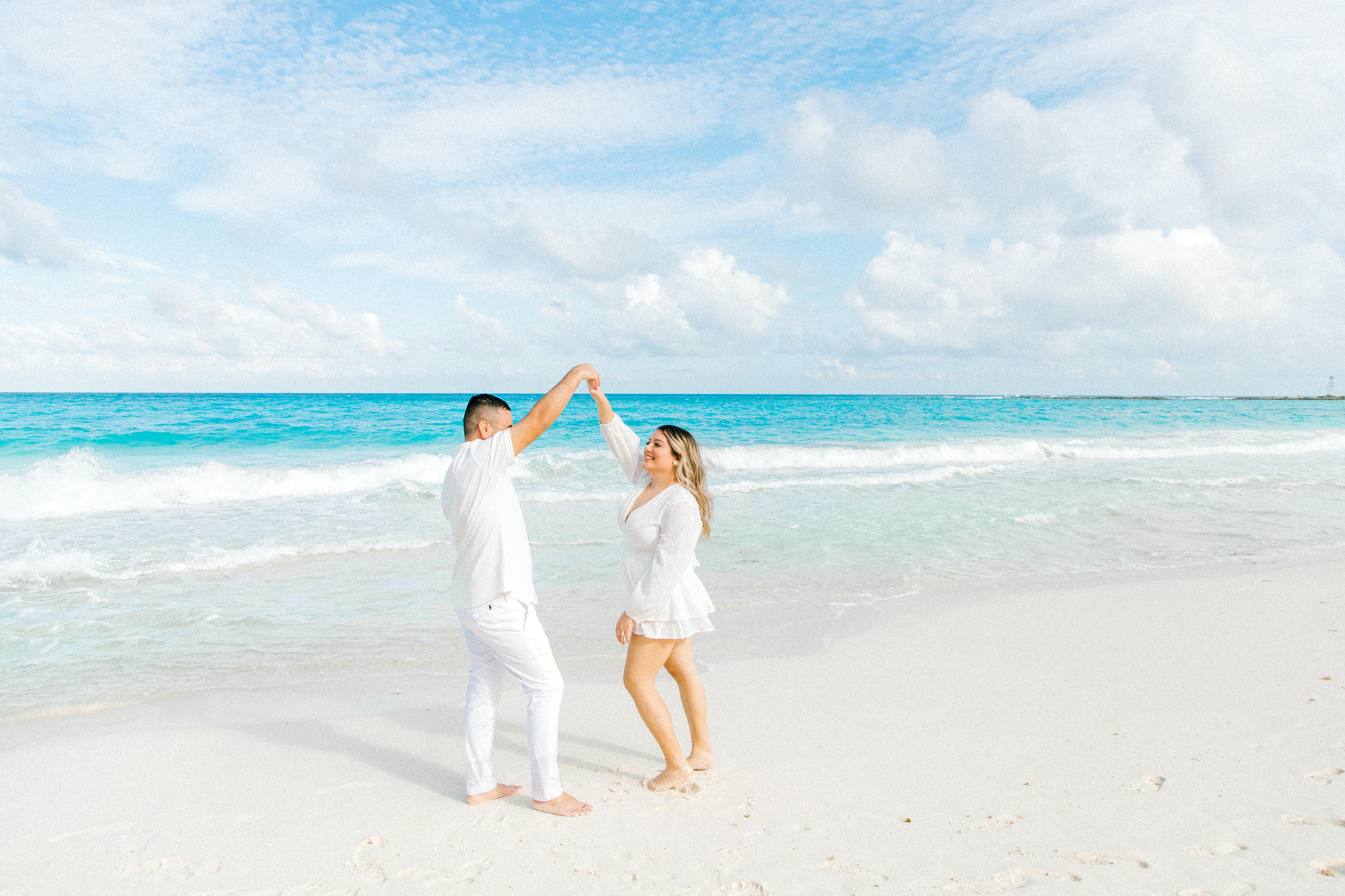 The Wedding Website of Karina Muniz and Luis Delcid