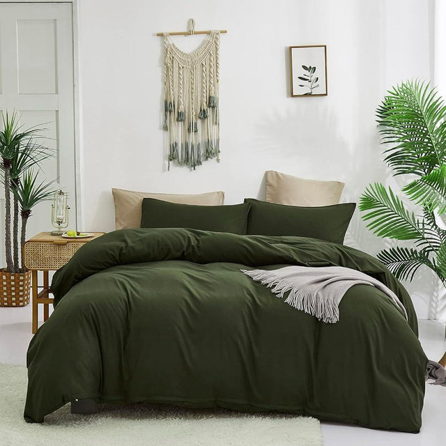 karever Army Green Comforter Set Deep Green Bedding Set Solid Green Comforter Set Men Breathable Dark Green Bedding Set Women Soft Hunter Green Comforter Set Skin Friendly, Cal King (104" X 96" )
