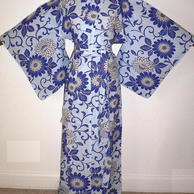 New Japanese Authentic Yukata Cotton Kimono, Robe, Dressing Gown Shortened to Create a Matching Belt, Blues with Chrysanthemum Flowers