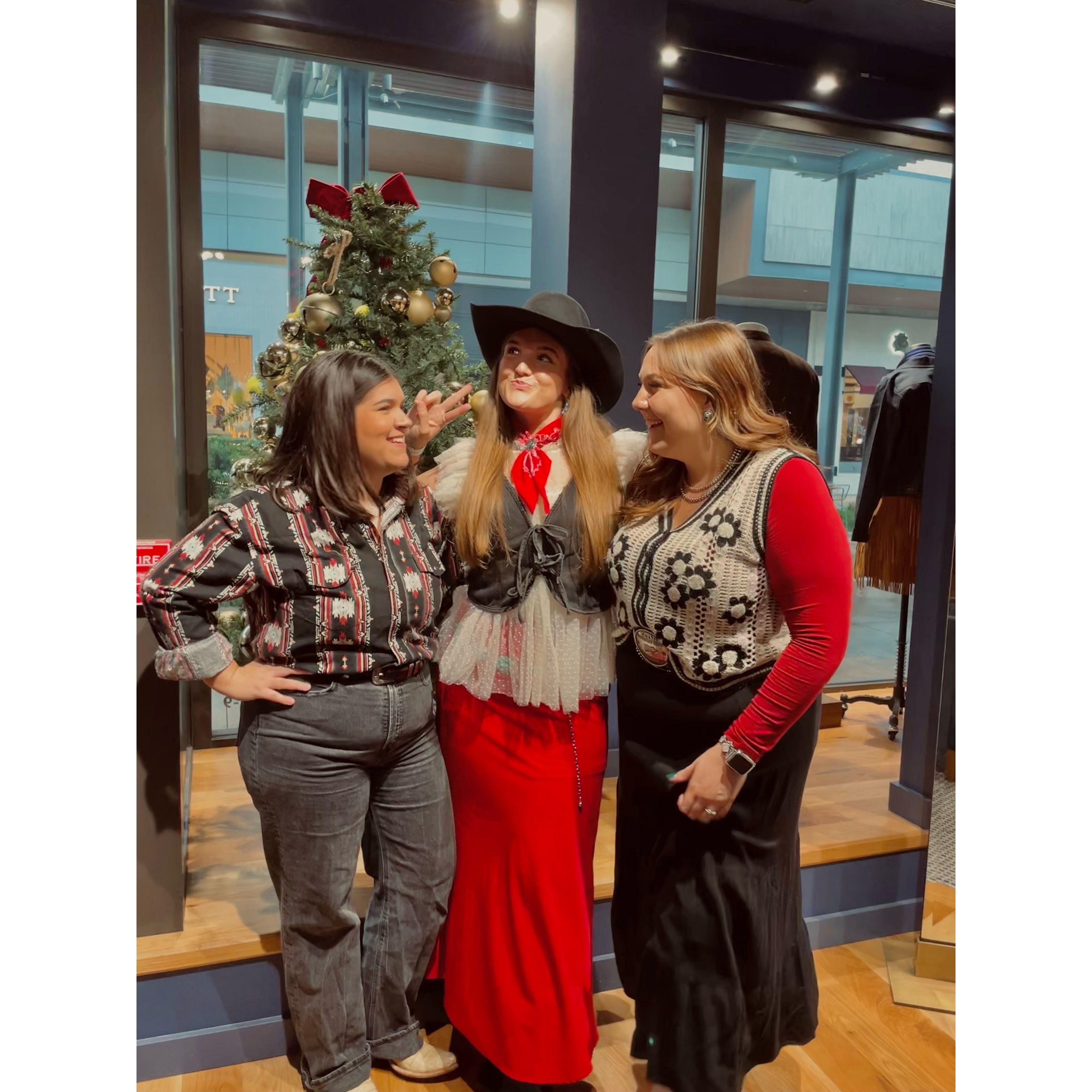 Maddie and her friend Tamela and Brooke!