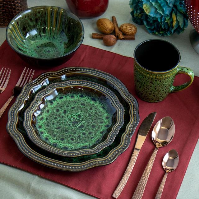 Jade 16 Piece Dinnerware Set, Service for 4