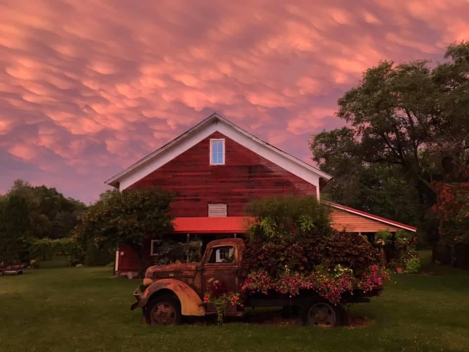 The Wedding Website of Kari Reid and Ian Rivers