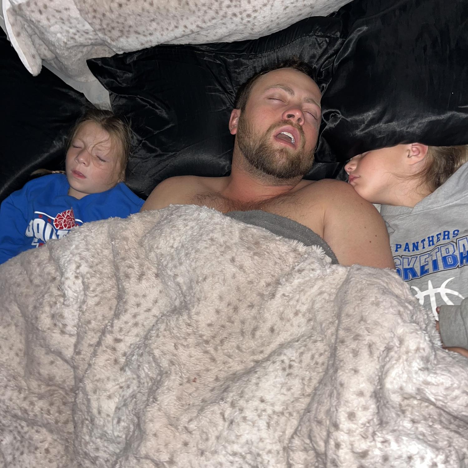 My heart and bed are full 💕