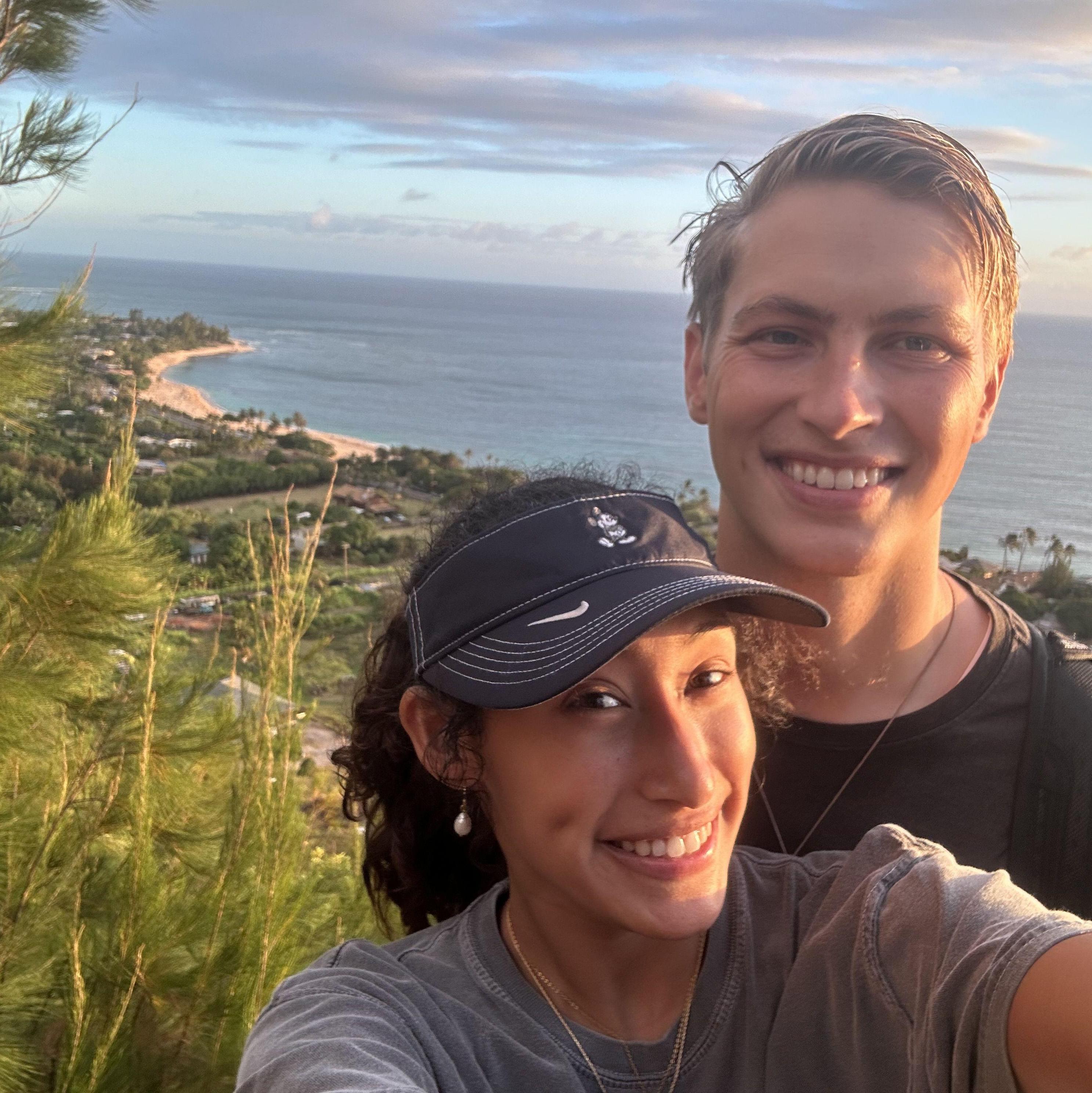 Hiking Ehukai pillbox