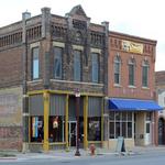 Riverfront Drive: Food, Activities, & Shops