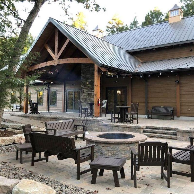 The fire-pit next to the outdoor cocktail hour space!