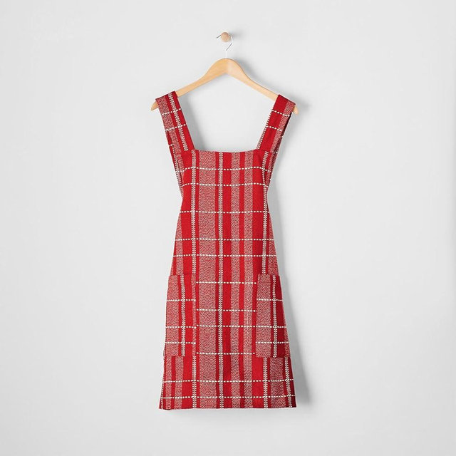 Sur La Table Plaid Smock Apron, Red