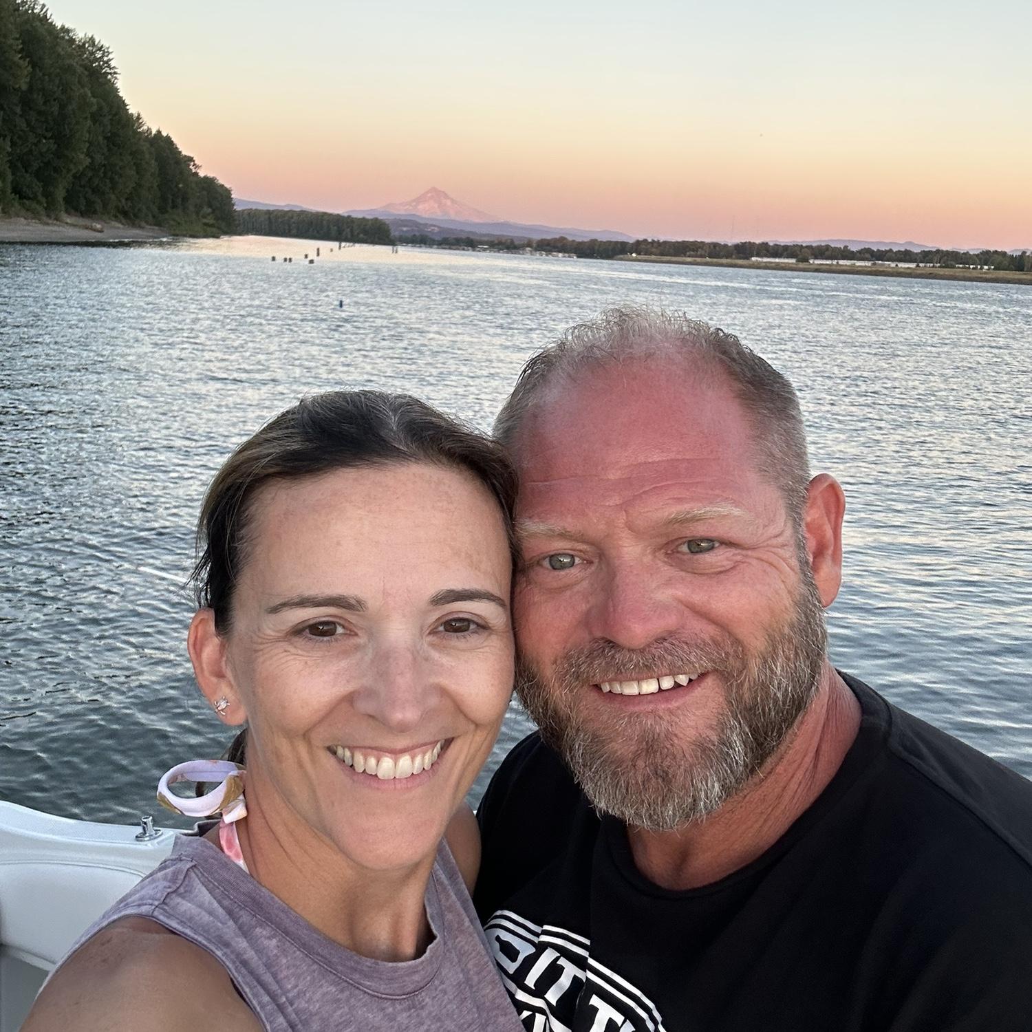 Summer evening on the Columbia. July 2023