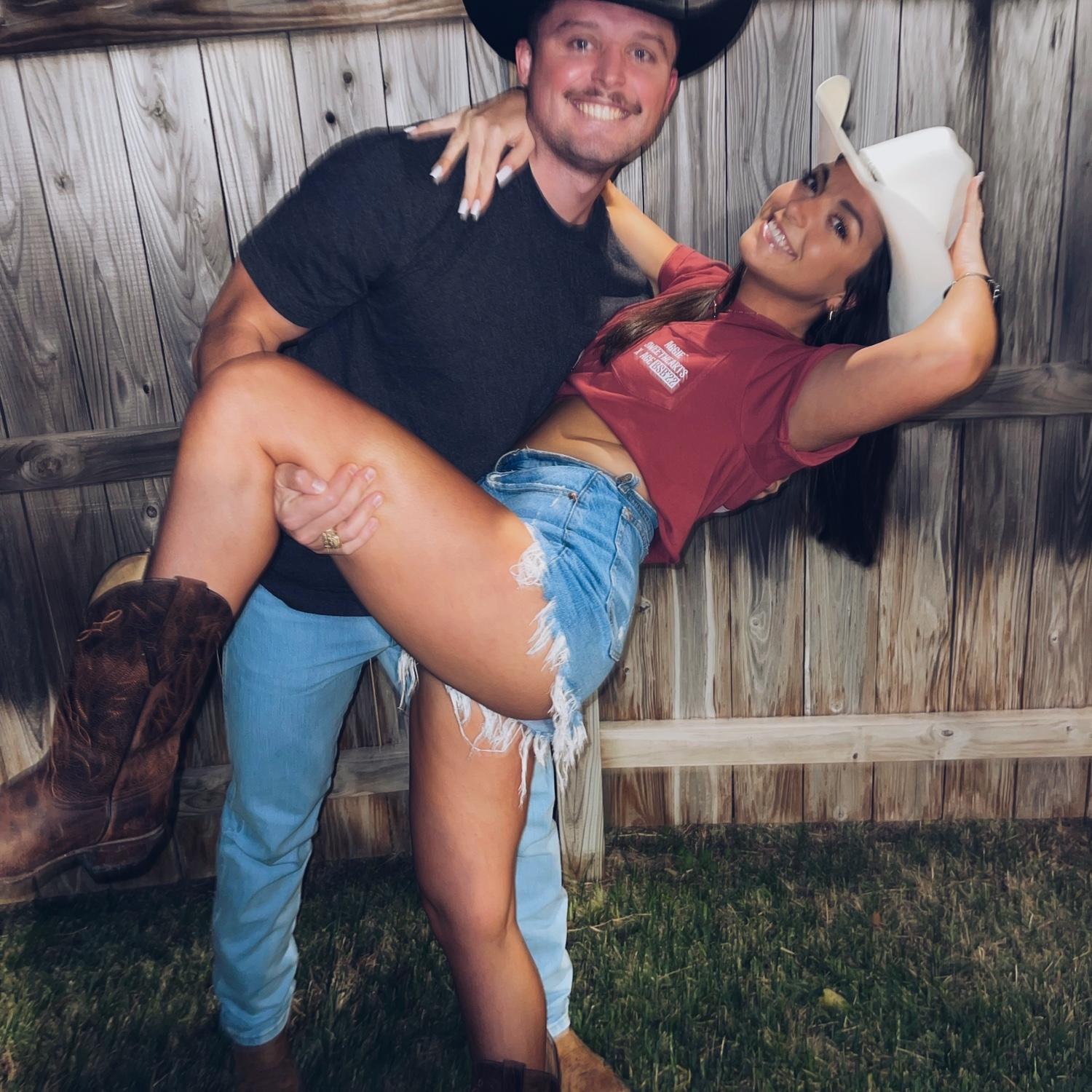 Our first time dancing together! Feet Don’t Touch the Ground by Stoney LaRue <3
