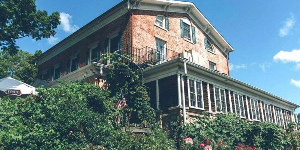 Bell’s Mansion Wedding Venues Zola