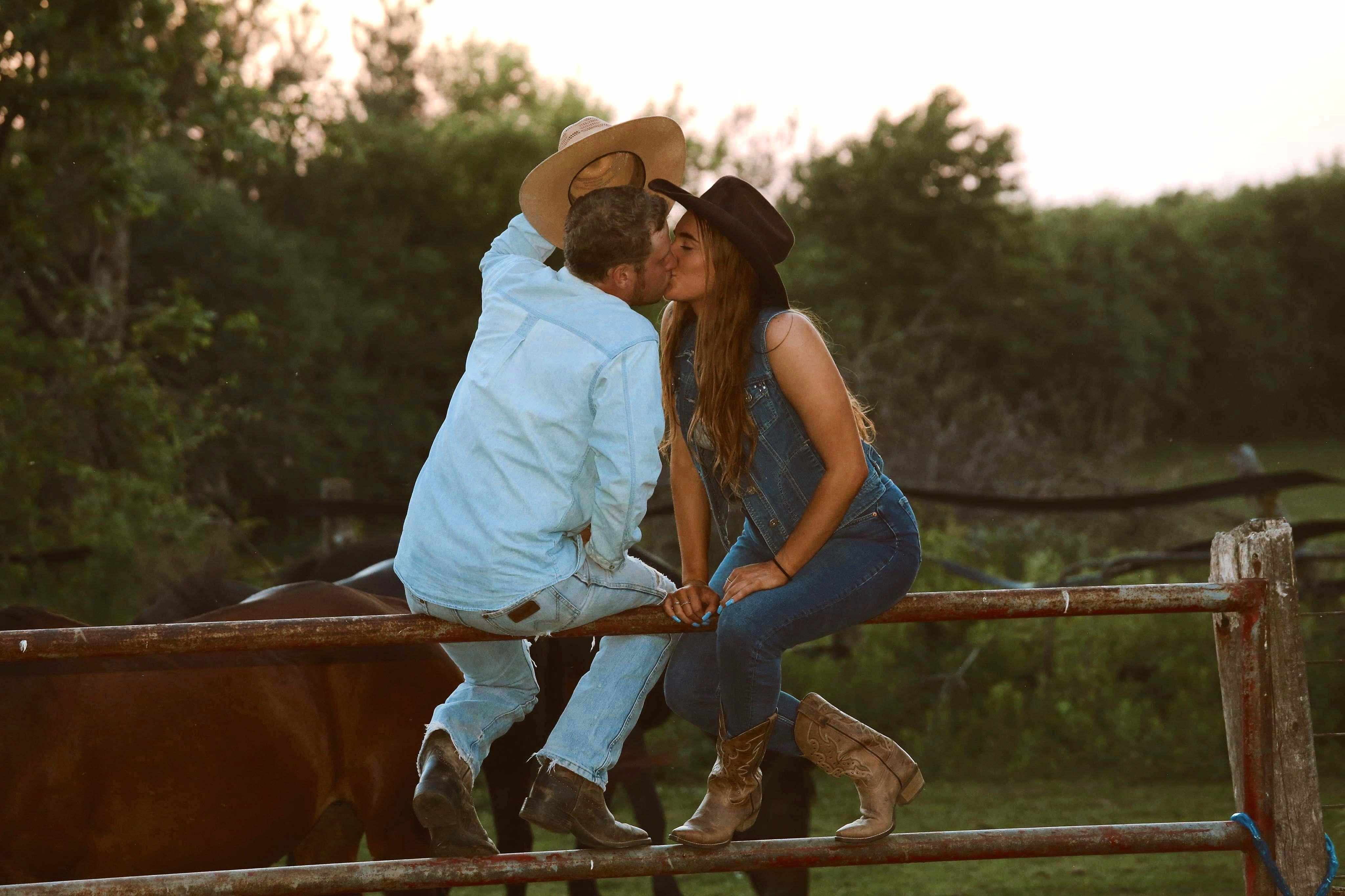 The Wedding Website of Shaylyn Zubernick and Wesley Bennett