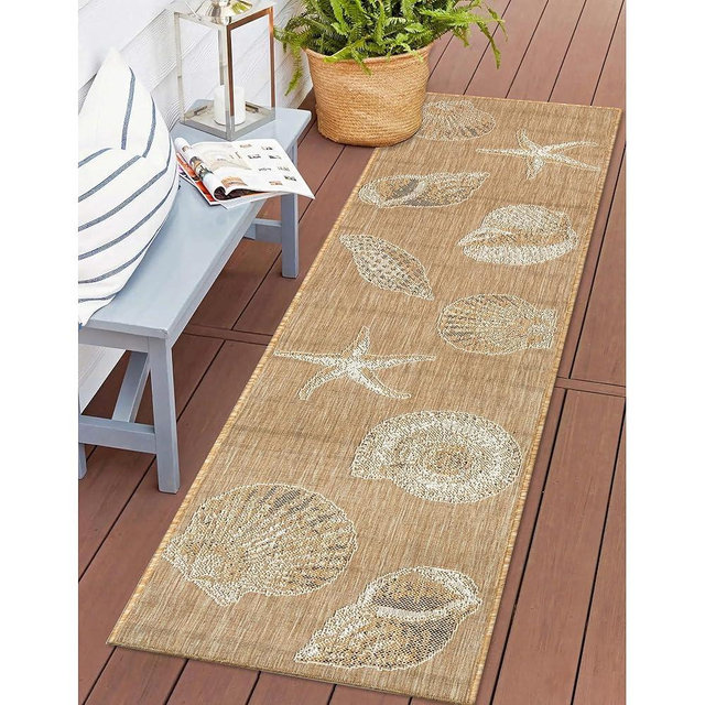 Liora Manne Carmel Indoor/Outdoor Power Loomed Synthetic Blend Low Profile Area Rug - Transitional Coastal Seashell Decorative (Shells Sand) (1'11" x 4'11")